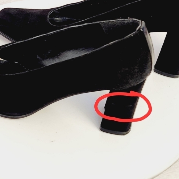 Stuart Weitzman ‘Anna’ Black Peau Block Heel Size: 5B - Picture 9 of 10